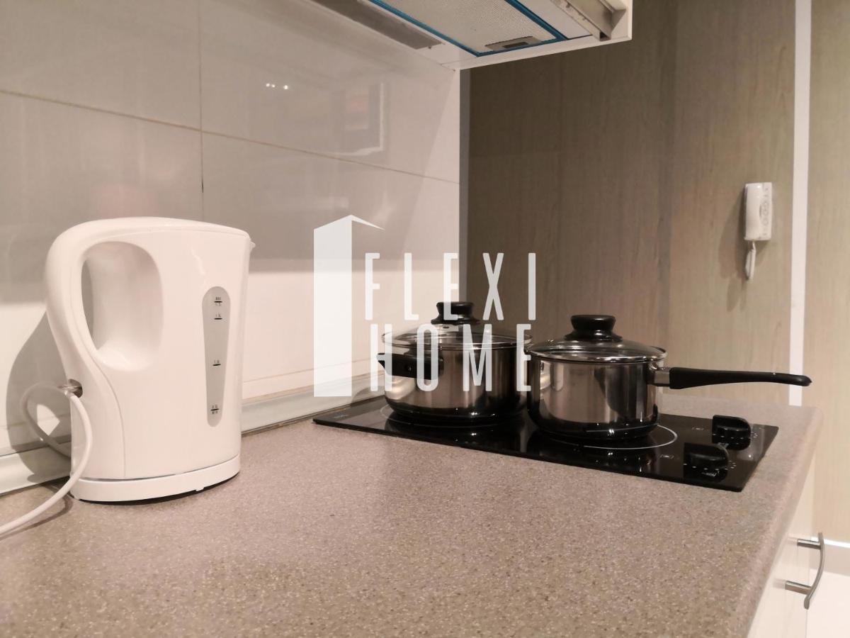 Netflix-Designed Studio Home At Cybersquare, Cyberjaya By Flexihome-My المظهر الخارجي الصورة